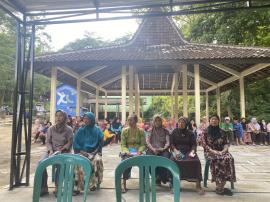 Penyaluran Bantuan Beras dan Minyak  di Kalurah Jerukwudel Tahun 2025